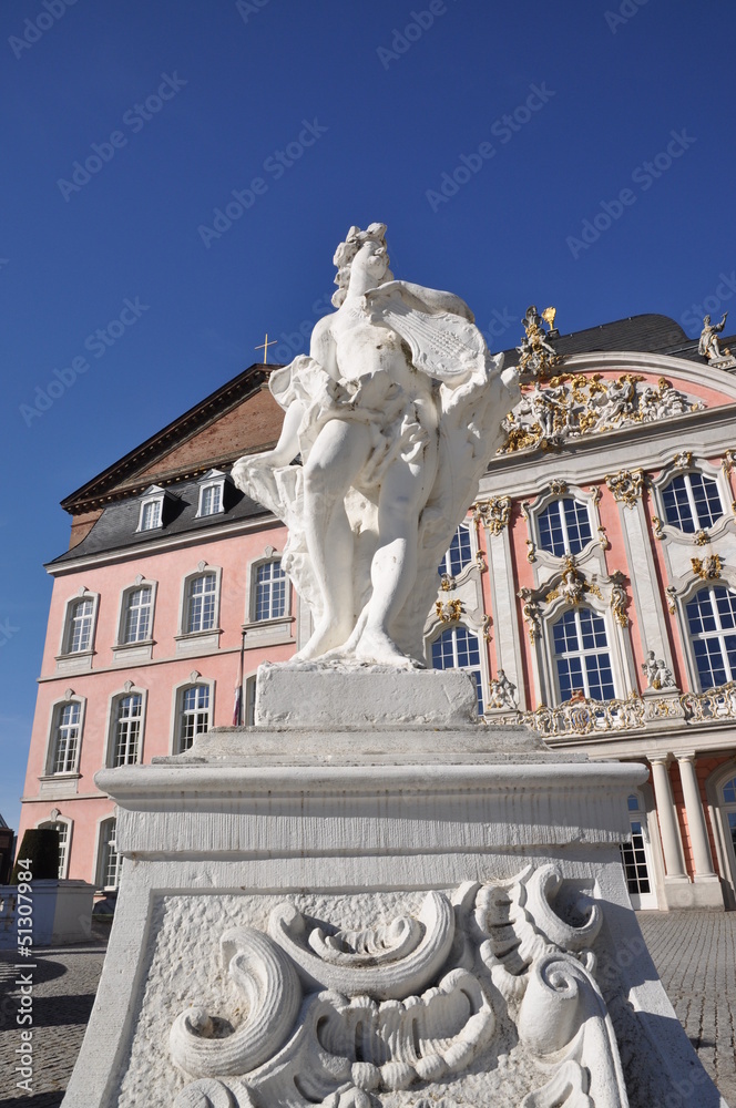 Obraz premium Kurfürstliches Palais in Trier