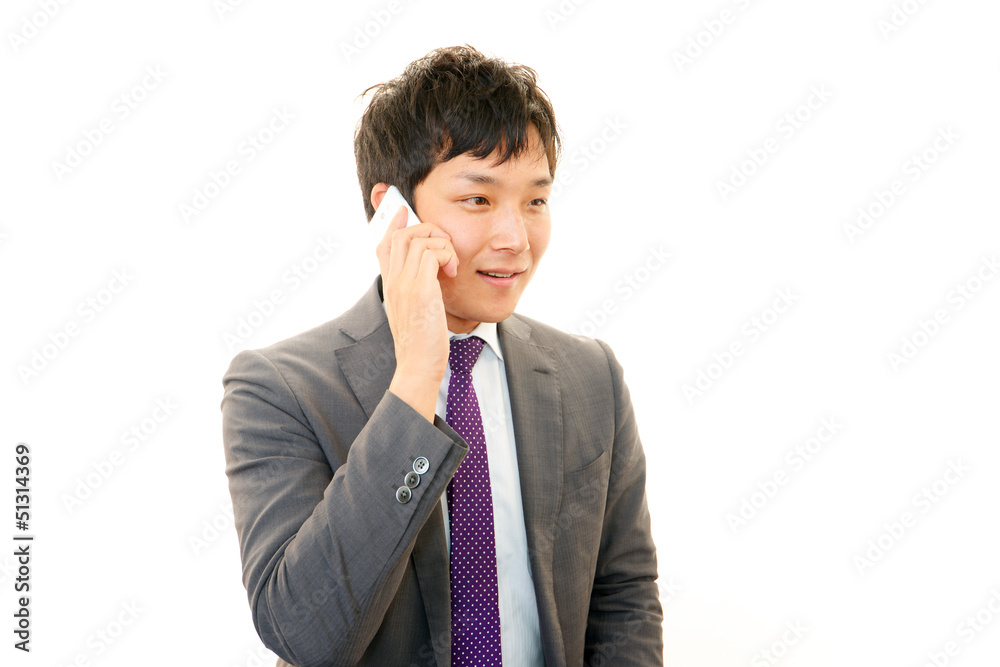 ガッツポーズのビジネスマン