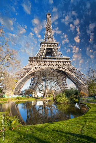 Paris. Gorgeous wide angle view of Eiffel Tower in winter season © jovannig