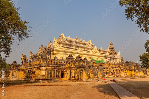 Maha Aungmye Bonzan, Mandalay
