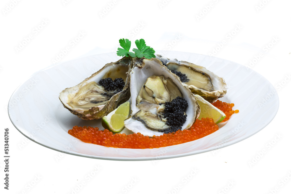 Oysters with black cavair Oysters with black cavair