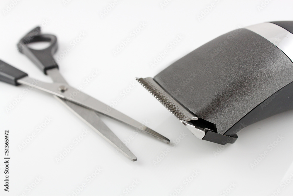 elektrischer haarschneider mit kamm