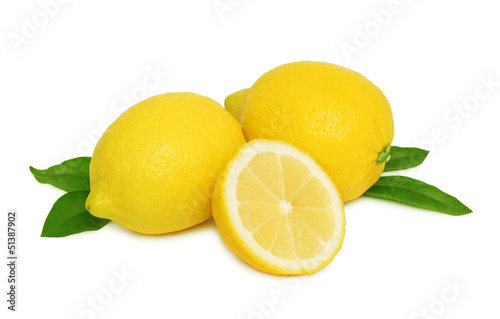 Ripe lemons with leaves (isolated)