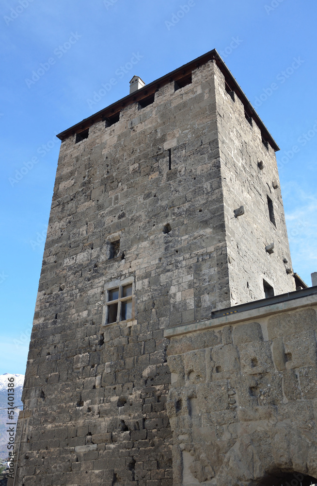 Италия, г. Аоста, Сторожевые башни старого города.