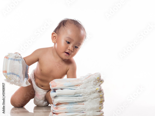 baby crawling diaper
