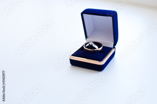 Two rings in box © k_titov