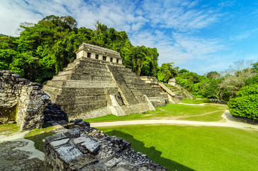 Sierkussen Mexico Maya-tempels in Palenque jungle  © jkraft5