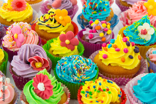 фотография Birthday cupcakes