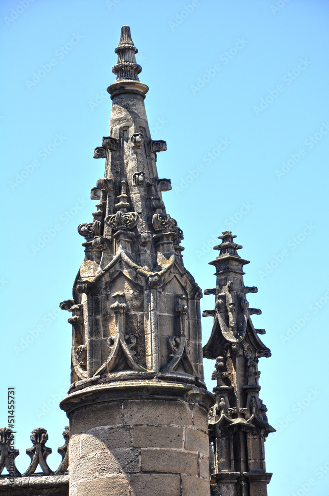El cielo y el gótico de la catedral de Sevilla