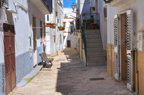 Alleyway. Mottola. Puglia. Italy.