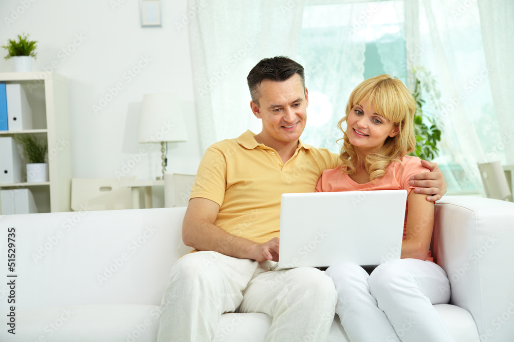 Couple with laptop Couple with laptop
