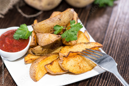 Potato Wedges with Parsley and Sauce
