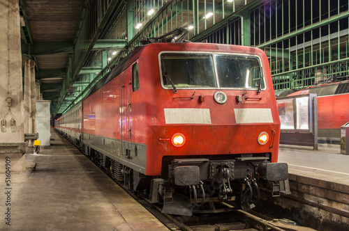 Electric lovomotive with intersity train in Stuttgart station