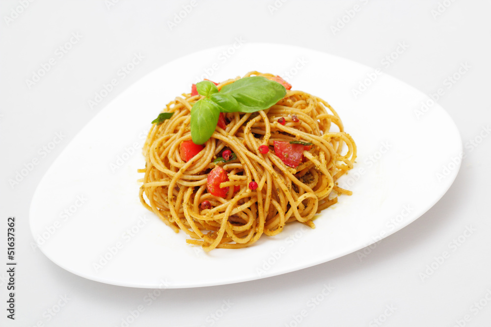 Spaghetti genovese