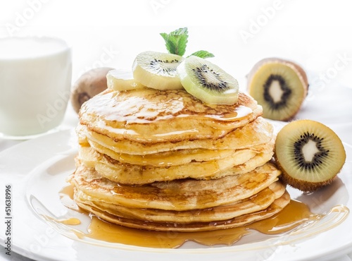 kiwi and honey pancakes