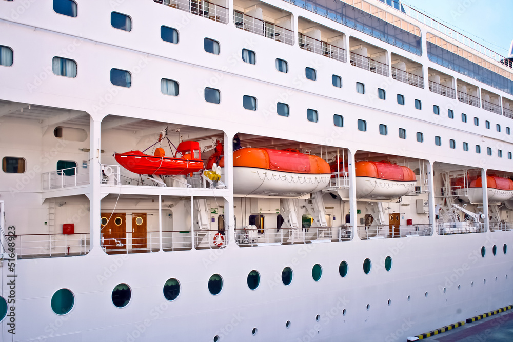 Cruise Ship Cruise Ship