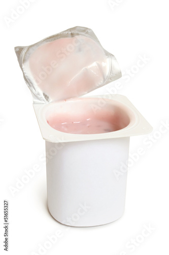 Open packing with yoghurt