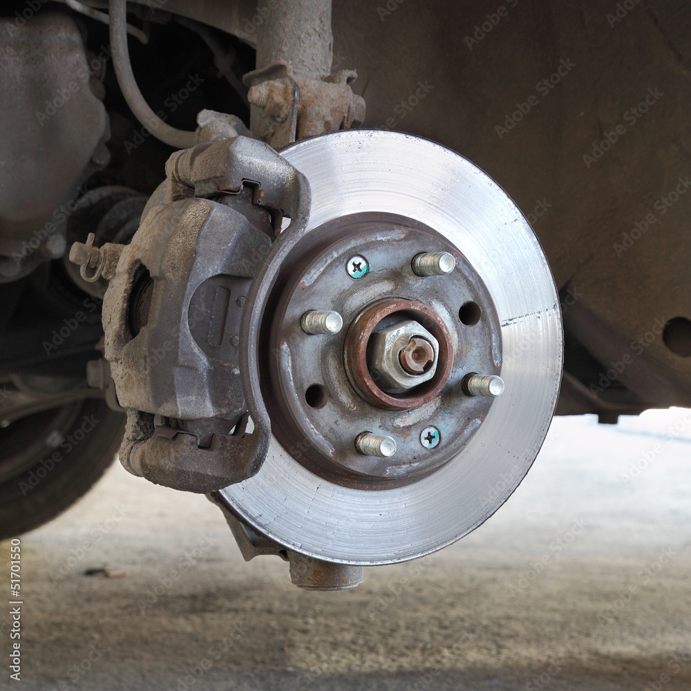 Automotive, car disc brakes servicing