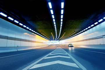 Fotobehang Tunnel Abstracte snelheid in stadstunnel  © hxdyl