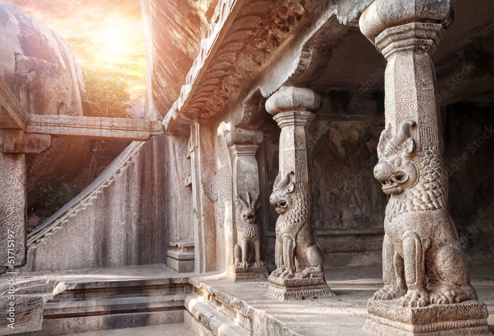 Fotografie Cave in Mamallapuram