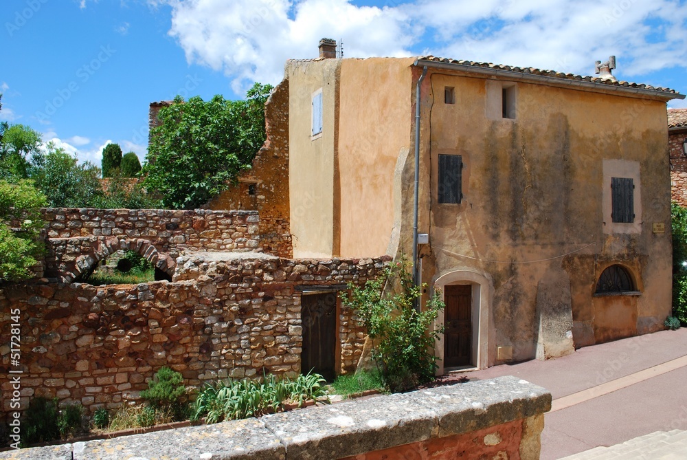 Houses in ocher village of Roussillon, Provence, France