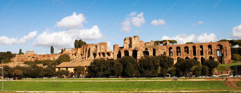 Obraz premium Circus Maximus: ancient Roman stadium, the Palatine hill - Circo