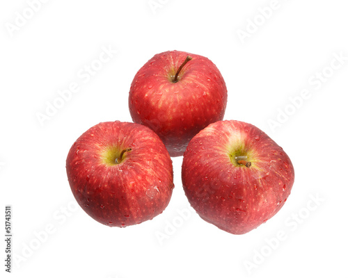red apples isolate white background