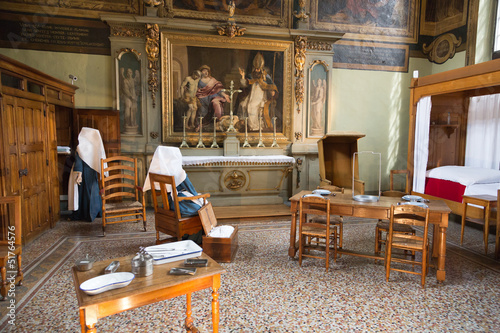 Hospices de Beaune - salle avec tableaux