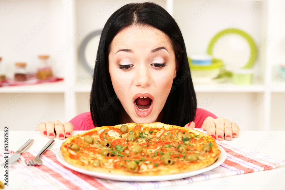 Beautiful girl wants to eat delicious pizza Beautiful girl wants to eat delicious pizza