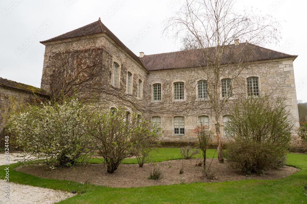 Abbaye de Fontenay - bâtiment en pierre