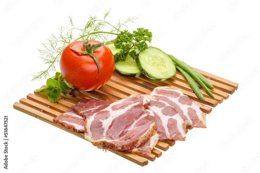 Bacon with vegetables