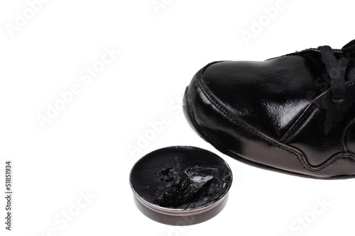 Clean shoes shoe polish paste