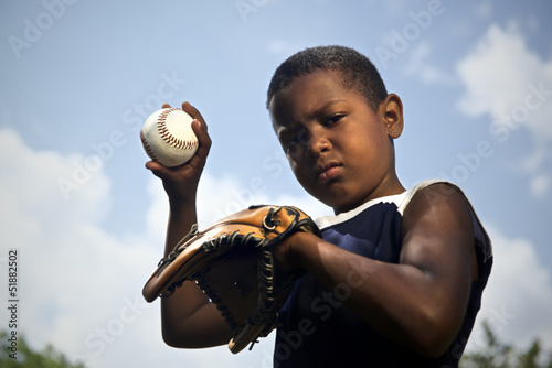 Canvastavla Sport, baseball and kids, portrait of child throwing ball