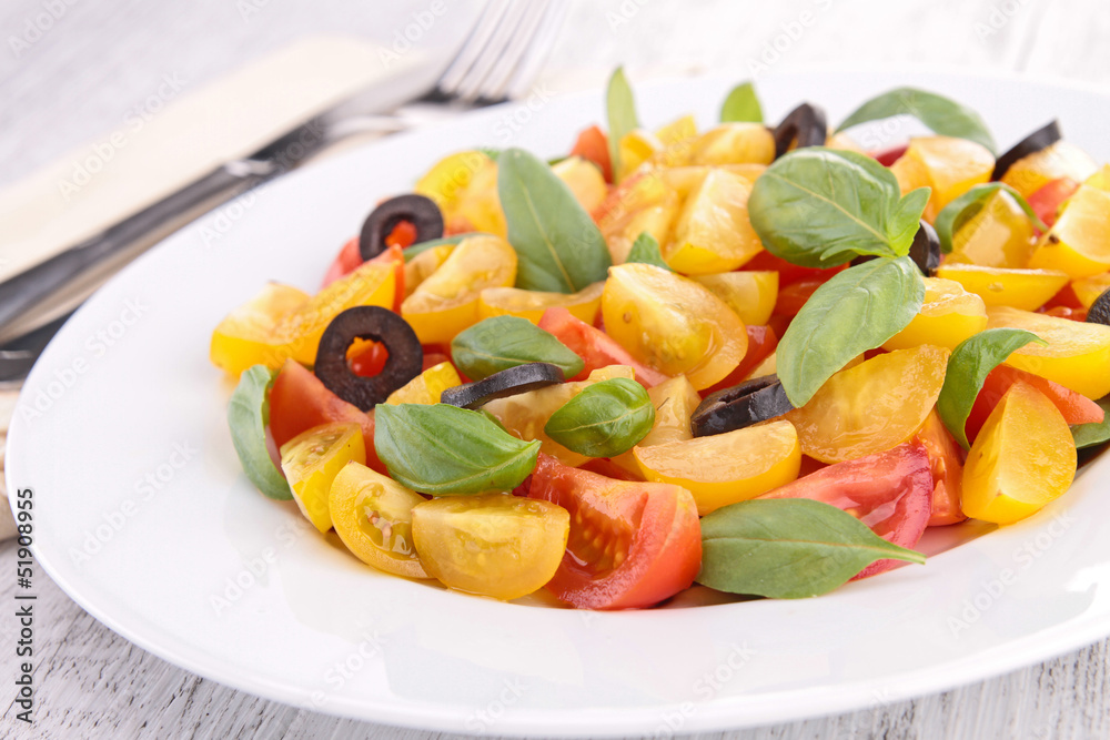 tomato salad with olive and basil