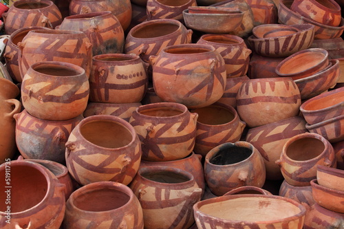 Clay pots - Yemen © Vladimir Melnik
