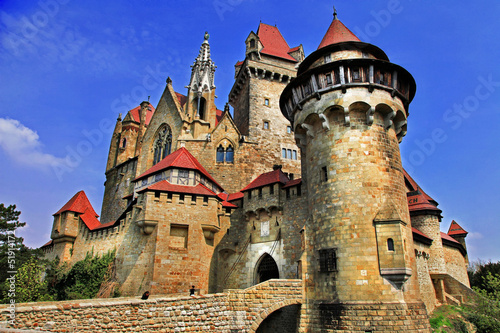 Canvas Print Kreuzenstein castle - castle from fairy tale, Austria