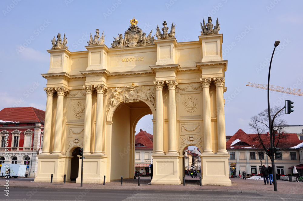 Potsdam - Brandenburger Tor am Luisenplatz