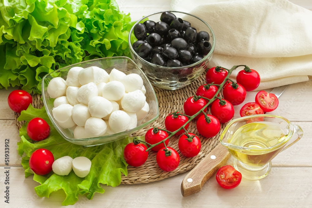 Ingredients for Caprese salad Ingredients for Caprese salad