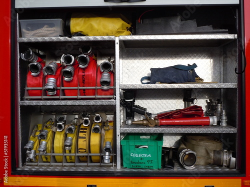 Equipement camion de pompiers