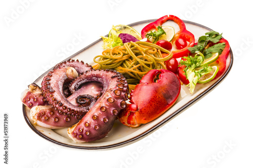 Fototapeta Naklejka Na Ścianę i Meble -  Seafood pasta with octopus and lobster leg