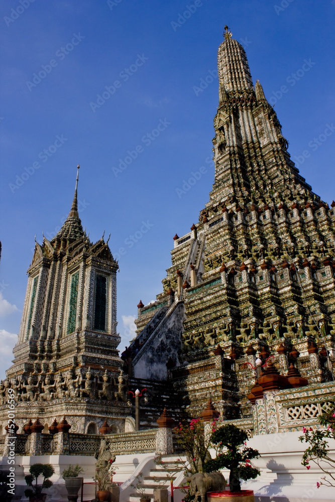 Art and culture of thailand the Pagoda Arun Temple