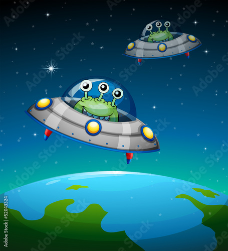 Spaceships with aliens