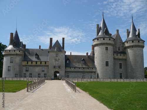 chateau de sully