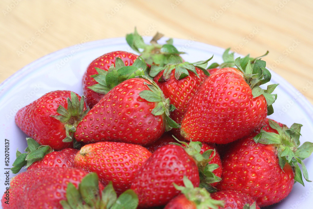 ciotola d fragole ciotola d fragole