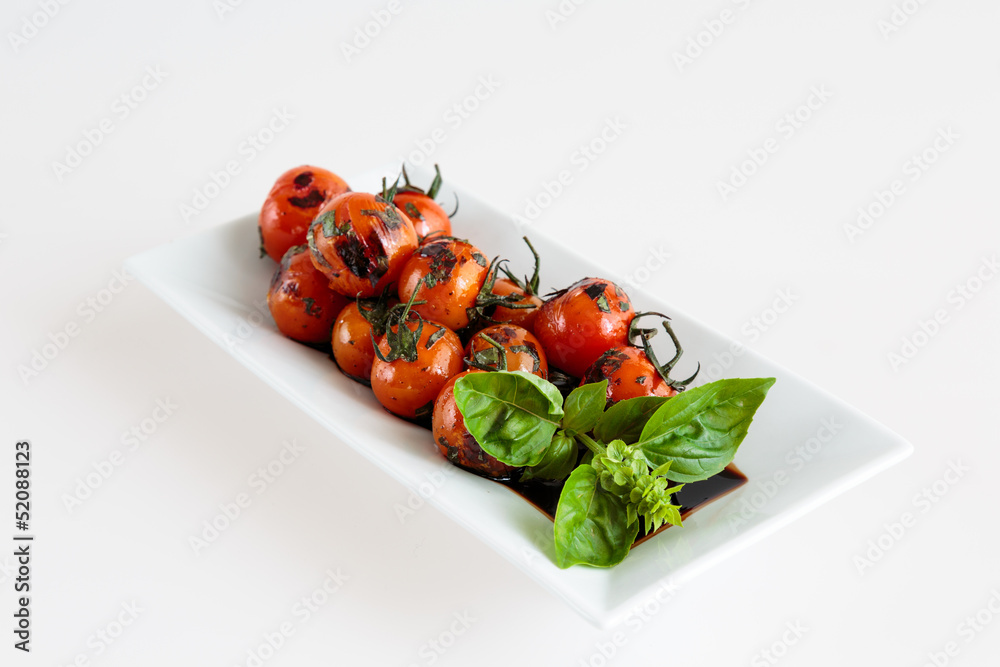 Roast tomatoes Roast tomatoes