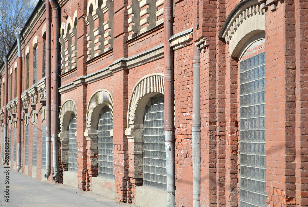 Obraz premium The wall of old factory building