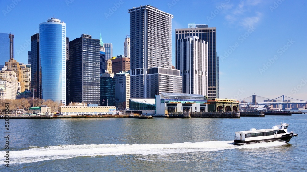 Fototapeta premium New York Harbor Skyline