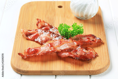 Fried bacon strips