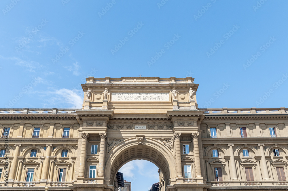 Obraz premium Arch at Piazza della Repubblica in Florence, Italy