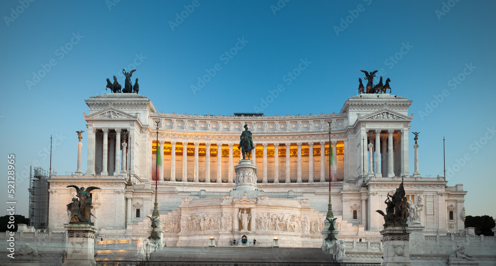 Obraz premium Monument à Victor Emanuel II - Rome